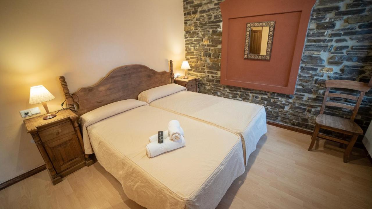 Hotel Rural Los Cerezos De Yanguas エクステリア 写真